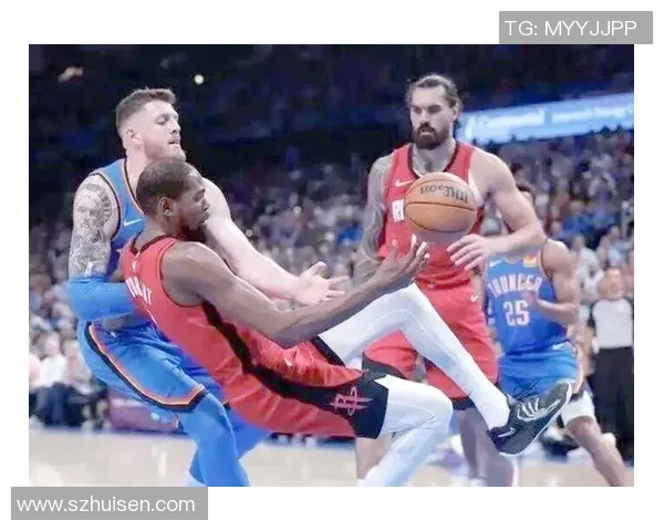 2017至2018赛季火箭与雷霆的激烈对决与精彩瞬间回顾 2017至2018赛季火箭与雷霆的激烈对决与精彩瞬间回顾