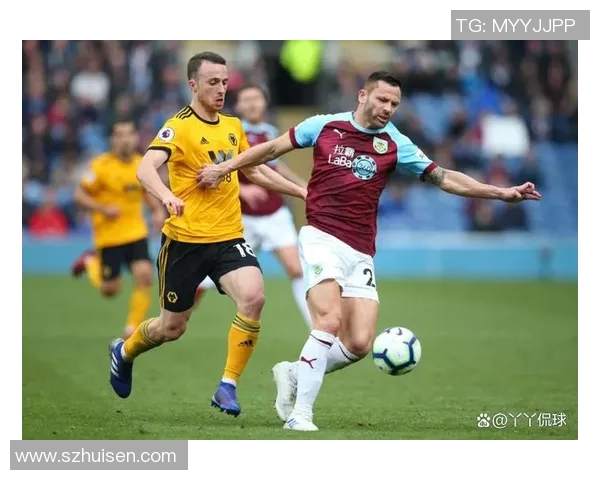 伯恩利与阿伯丁的激烈对决揭示英超与苏超球队的实力差距与战术较量 伯恩利与阿伯丁的激烈对决揭示英超与苏超球队的实力差距与战术较量