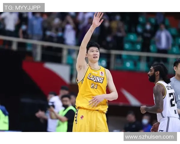 胡金秋的篮球之路：从青涩少年到CBA明星的奋斗历程与成就