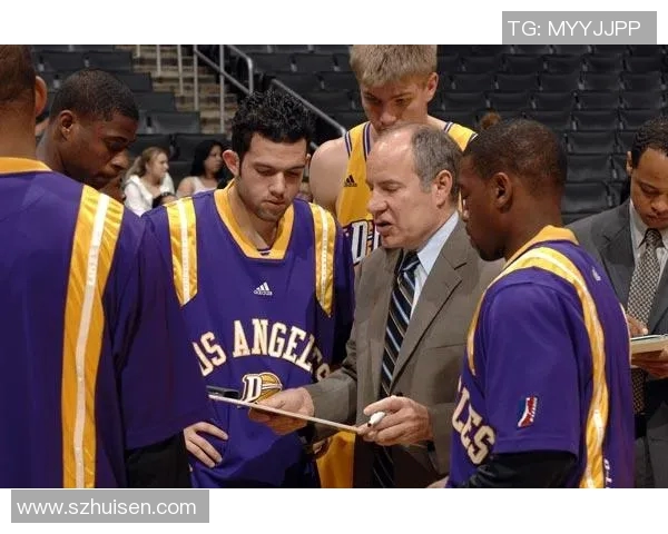 探索上海篮球队的比赛节奏与战术深度解析